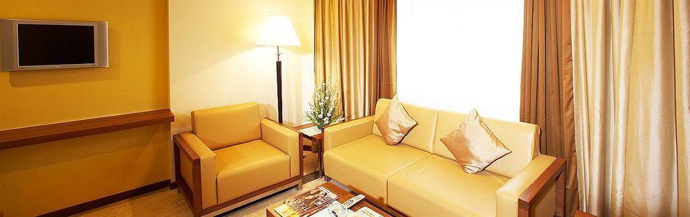 Hotel The Residency, Čennai Exteriér fotografie